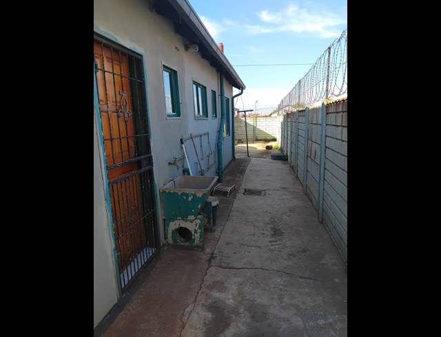 3 BEDROOM PROPERTY TO RENT IN VILLA LIZA